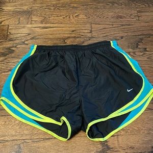 Nike Women’s Tempo 3” Running Shorts